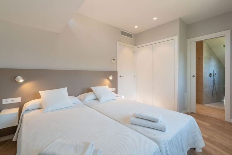 Apartamentos El Águila