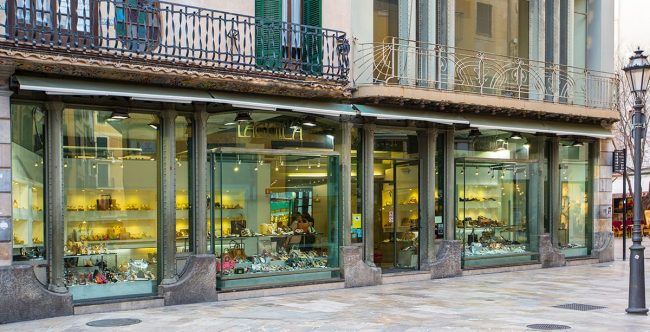 Zapatería El Águila